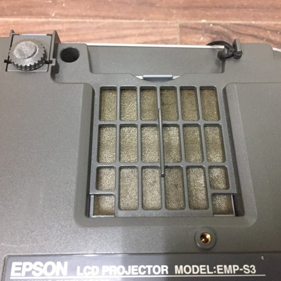 Epson PowerLite S3 Projector 800x600 SVGA 4:3 3LCD 1600 Lumens NO REMOTE - Picture 14 of 15